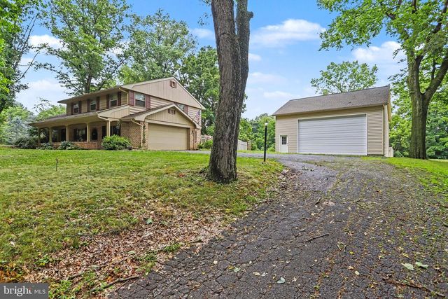 381 IRONSTONE RIDGE RD, Lancaster, PA 17603