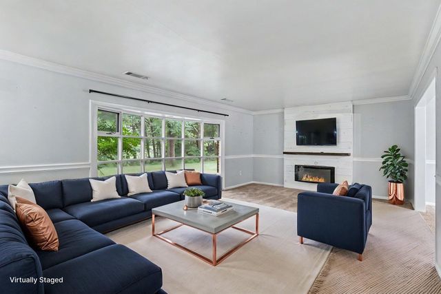 381 IRONSTONE RIDGE RD, Lancaster, PA 17603