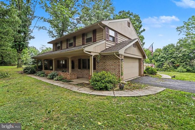 381 IRONSTONE RIDGE RD, Lancaster, PA 17603