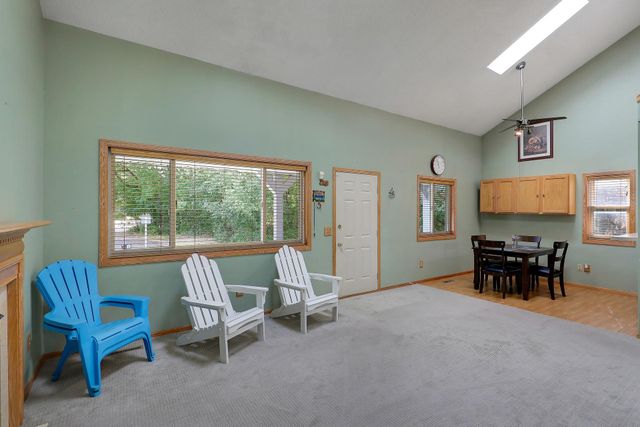 98 Australian Avenue, Little Canada, MN 55117