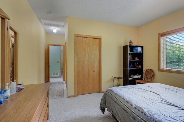 98 Australian Avenue, Little Canada, MN 55117