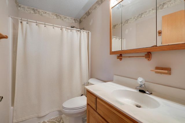 98 Australian Avenue, Little Canada, MN 55117