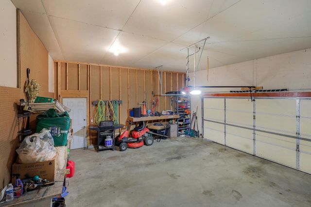 98 Australian Avenue, Little Canada, MN 55117