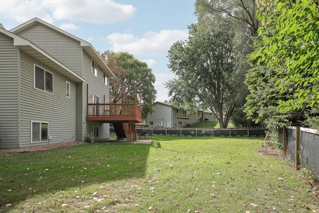 98 Australian Avenue, Little Canada, MN 55117
