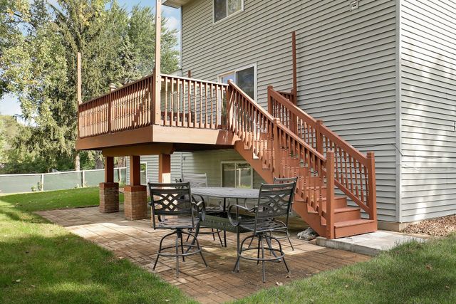 98 Australian Avenue, Little Canada, MN 55117