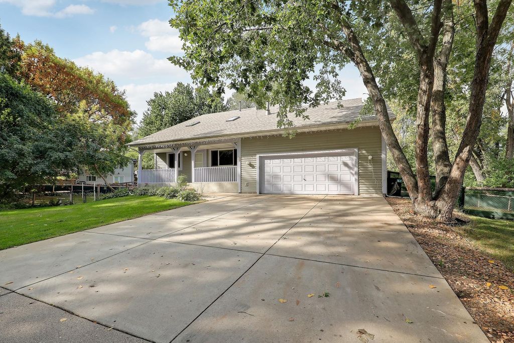 98 Australian Avenue, Little Canada, MN 55117 — photo 3