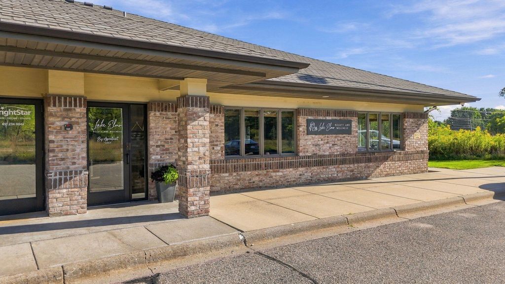 8955 33rd Street N, Lake Elmo, MN 55042 — exterior