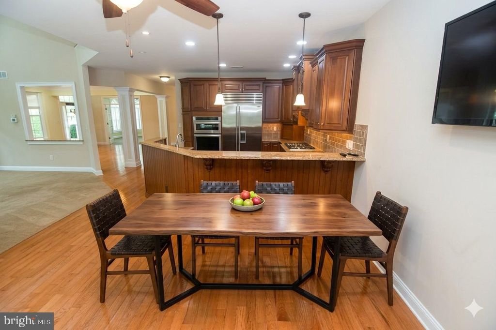 Image 11 of property listing at 209 SAINT JAMES DR, Langhorne, PA 19047