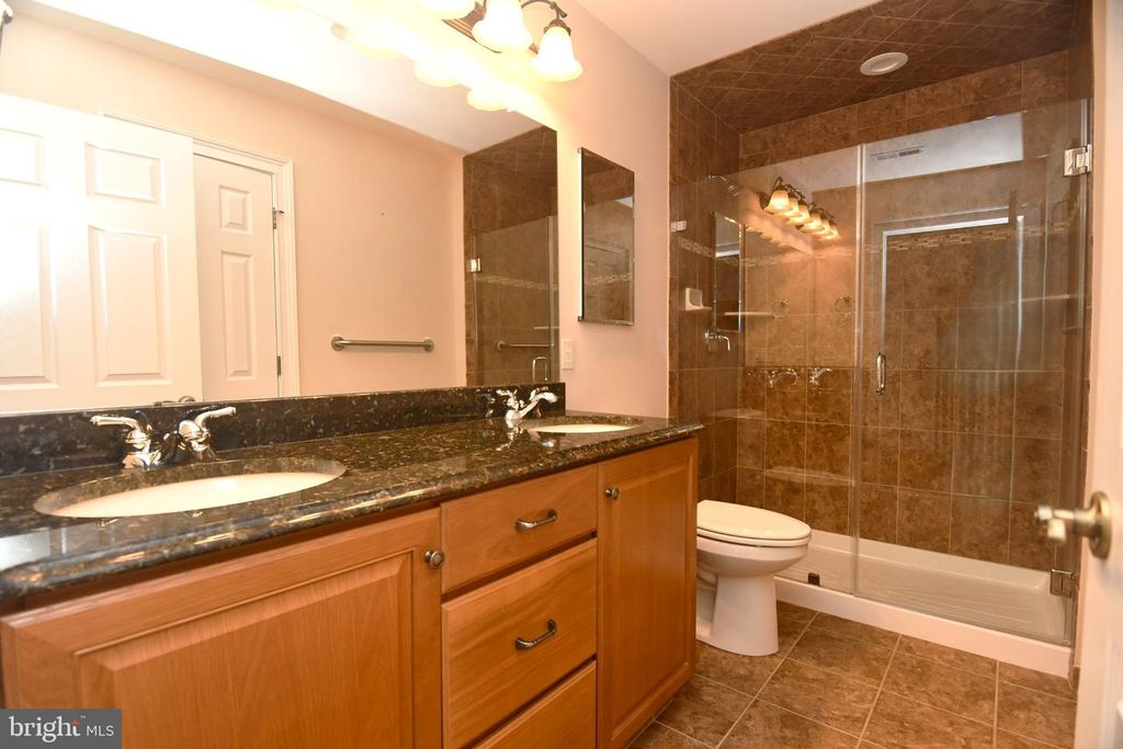 Image 22 of property listing at 209 SAINT JAMES DR, Langhorne, PA 19047