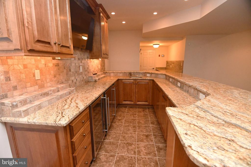 Image 26 of property listing at 209 SAINT JAMES DR, Langhorne, PA 19047