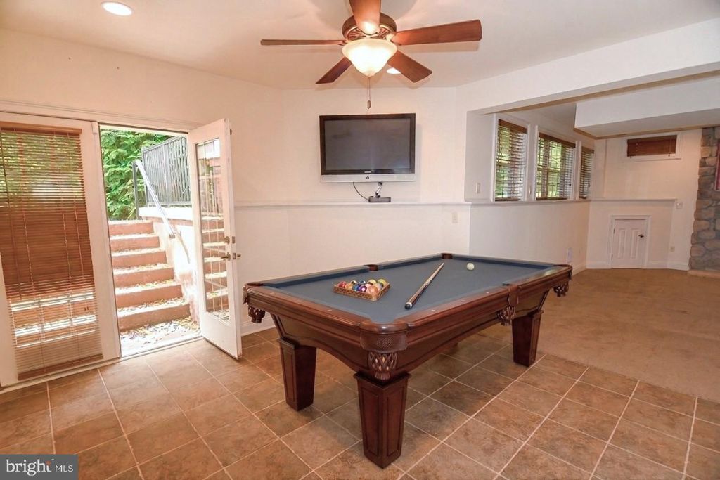 Image 28 of property listing at 209 SAINT JAMES DR, Langhorne, PA 19047