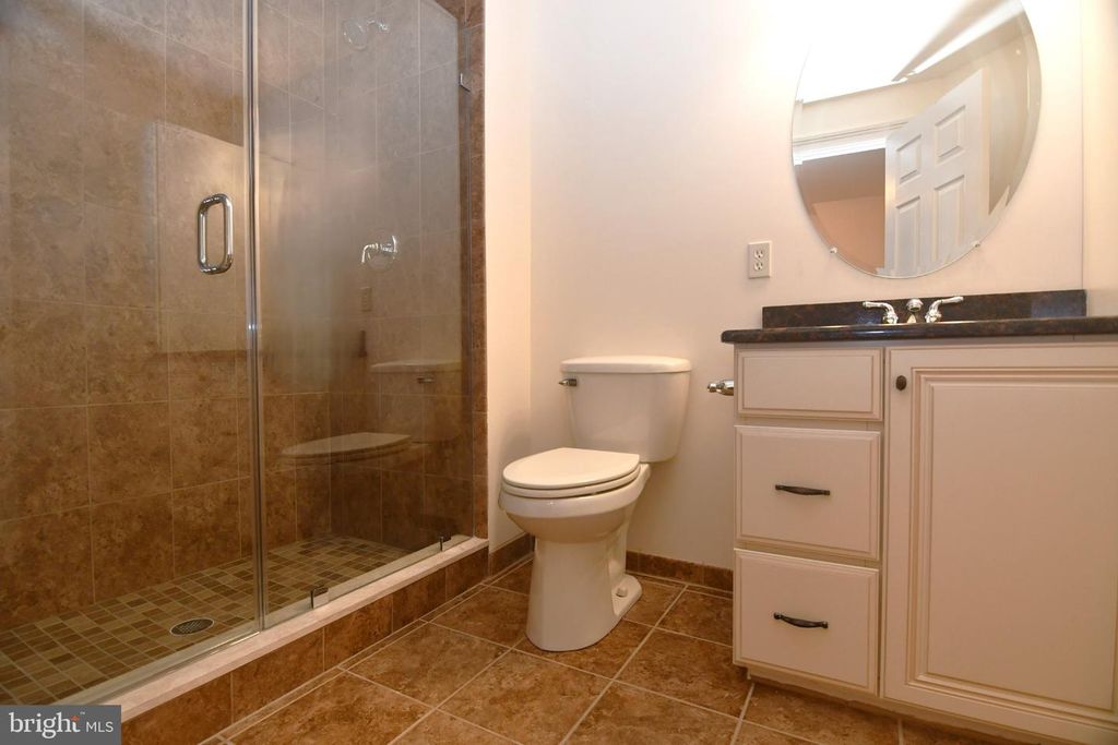 Image 30 of property listing at 209 SAINT JAMES DR, Langhorne, PA 19047