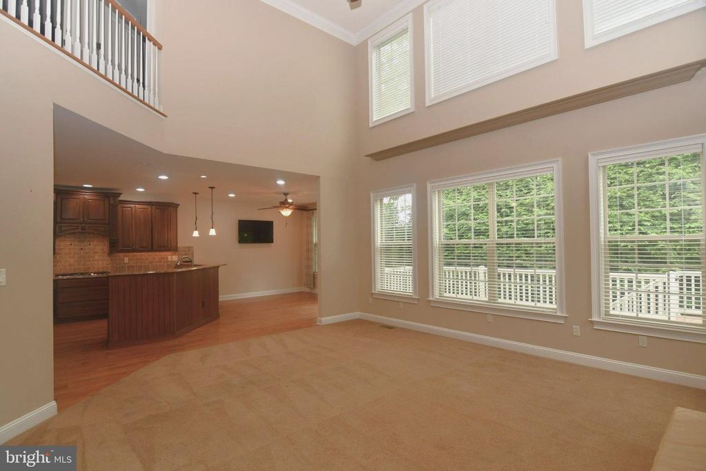 Image 7 of property listing at 209 SAINT JAMES DR, Langhorne, PA 19047