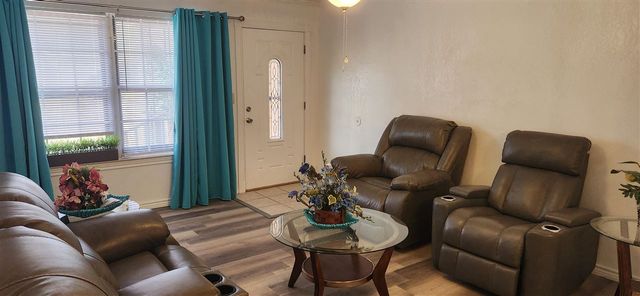 2315 NW 45th St, Lawton, OK 73505