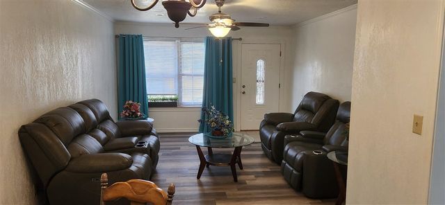 2315 NW 45th St, Lawton, OK 73505