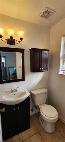 2315 NW 45th St, Lawton, OK 73505