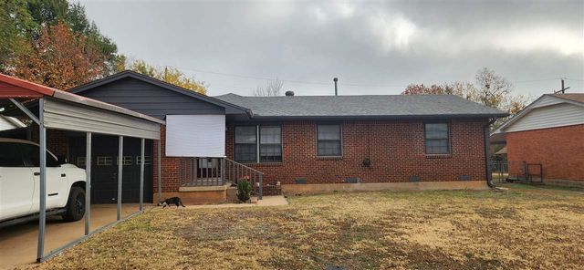 2315 NW 45th St, Lawton, OK 73505