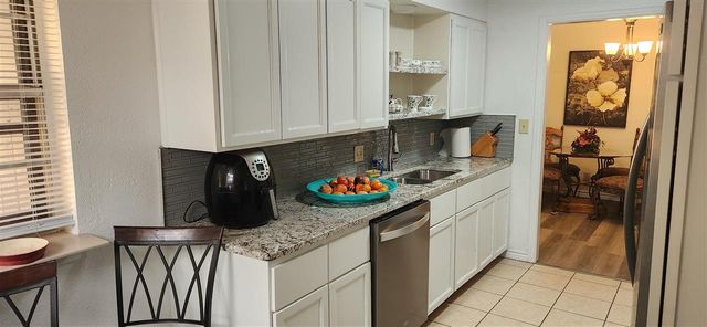 2315 NW 45th St, Lawton, OK 73505