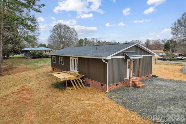 22055 Oakwood Road, Albemarle, NC 28001