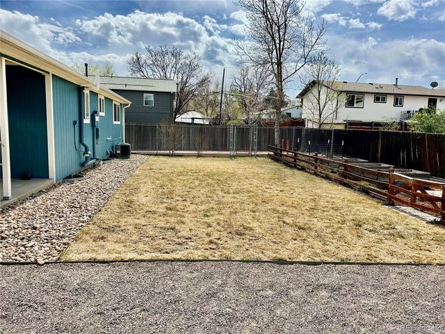 6813 Marshall Street, Arvada, CO 80003