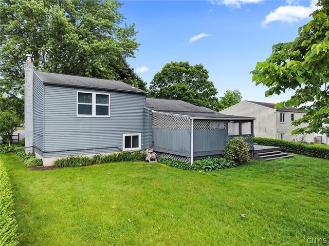 8329 Pansy Drive, Clay, NY 13027