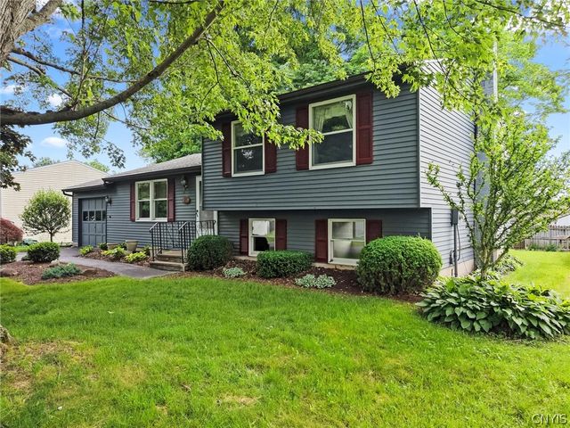 8329 Pansy Drive, Clay, NY 13027