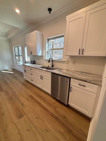 4941 Round Pond Road, Lafayette, GA 30728