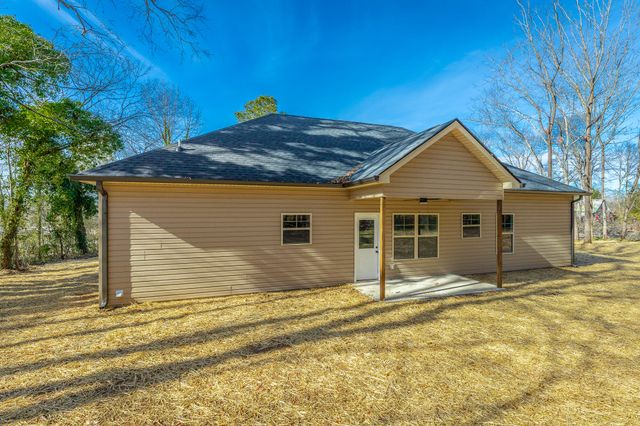 4941 Round Pond Road, Lafayette, GA 30728