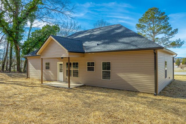 4941 Round Pond Road, Lafayette, GA 30728