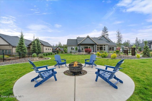 11633 N Spiraea LN, Hayden Lake, ID 83835