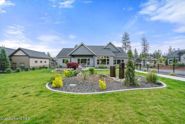 11633 N Spiraea LN, Hayden Lake, ID 83835