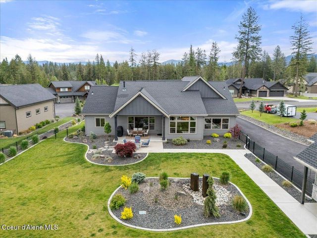 11633 N Spiraea LN, Hayden Lake, ID 83835