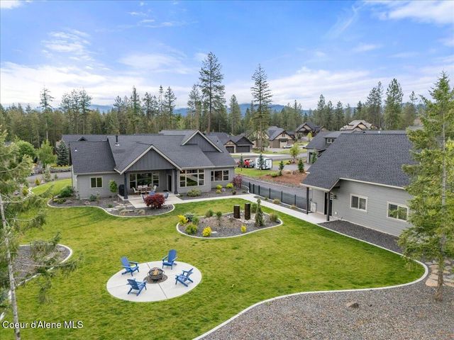 11633 N Spiraea LN, Hayden Lake, ID 83835