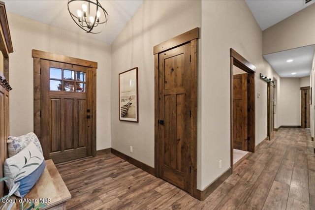 11633 N Spiraea LN, Hayden Lake, ID 83835