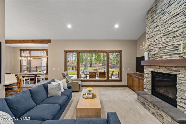 11633 N Spiraea LN, Hayden Lake, ID 83835