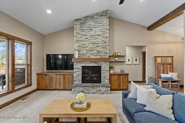 11633 N Spiraea LN, Hayden Lake, ID 83835