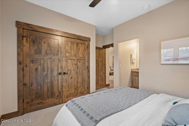 11633 N Spiraea LN, Hayden Lake, ID 83835