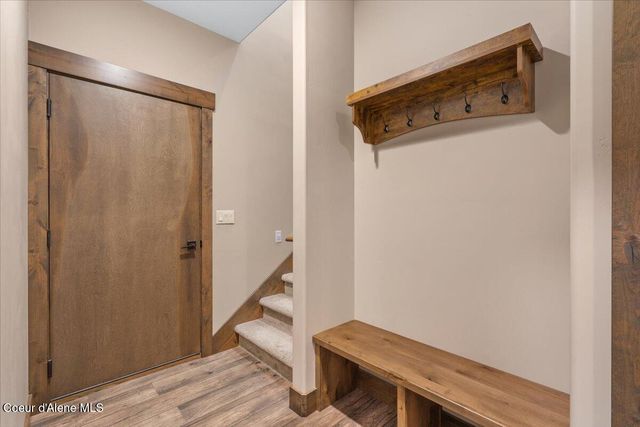 11633 N Spiraea LN, Hayden Lake, ID 83835