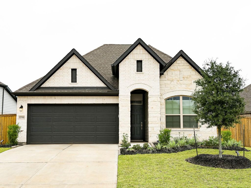 42504 Rustico Road, Magnolia, TX 77354