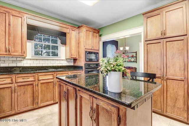 501 W Main Street, Mount Olive, NC 28365