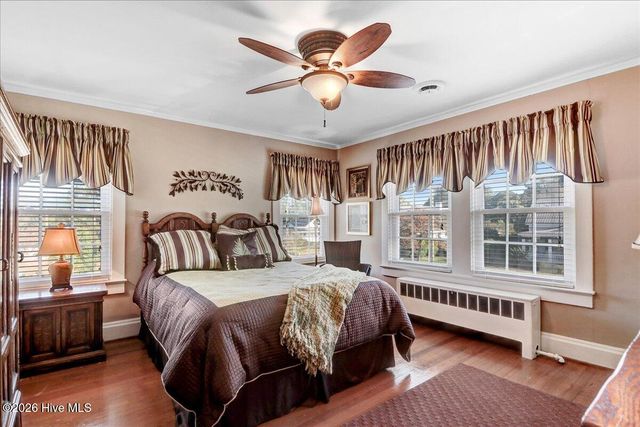 501 W Main Street, Mount Olive, NC 28365
