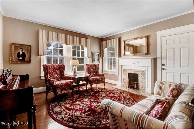 501 W Main Street, Mount Olive, NC 28365