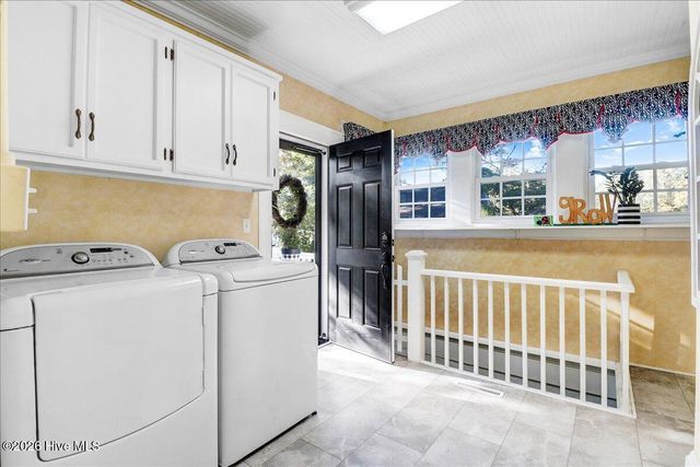501 W Main Street, Mount Olive, NC 28365