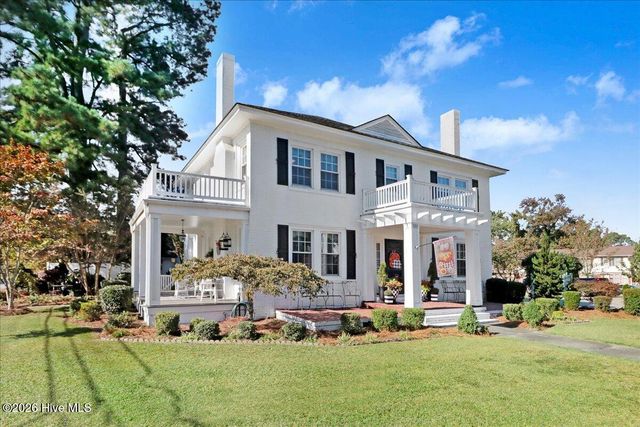 501 W Main Street, Mount Olive, NC 28365