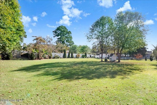 501 W Main Street, Mount Olive, NC 28365
