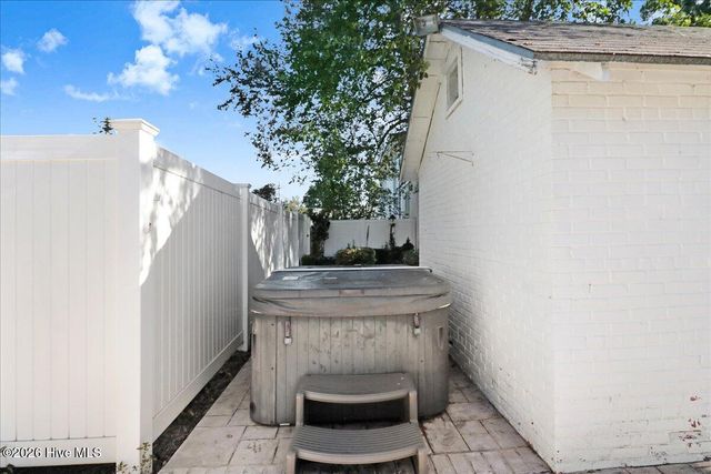 501 W Main Street, Mount Olive, NC 28365