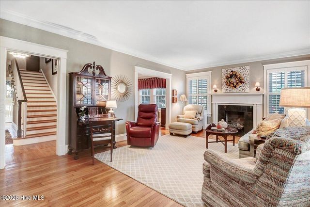 501 W Main Street, Mount Olive, NC 28365