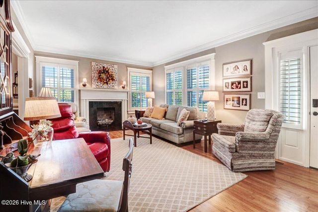501 W Main Street, Mount Olive, NC 28365