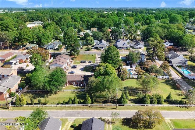 501 W Main Street, Mount Olive, NC 28365