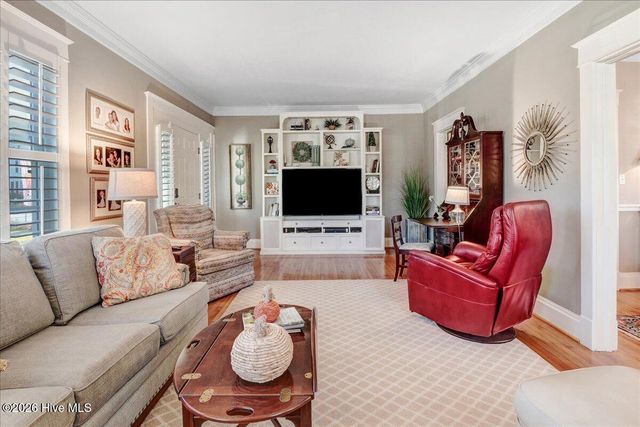 501 W Main Street, Mount Olive, NC 28365